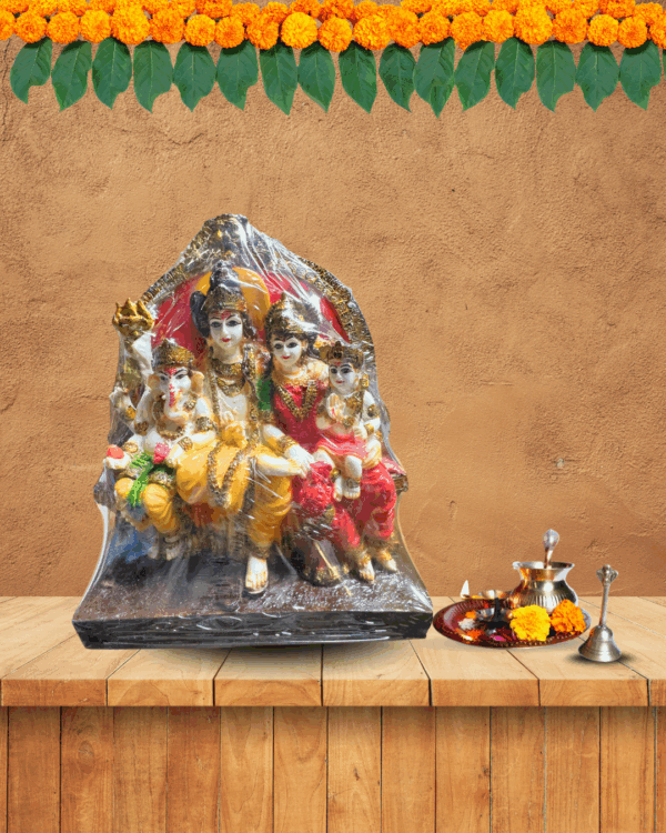 Shivji with Parvati Ganesh and Kartikey per piece